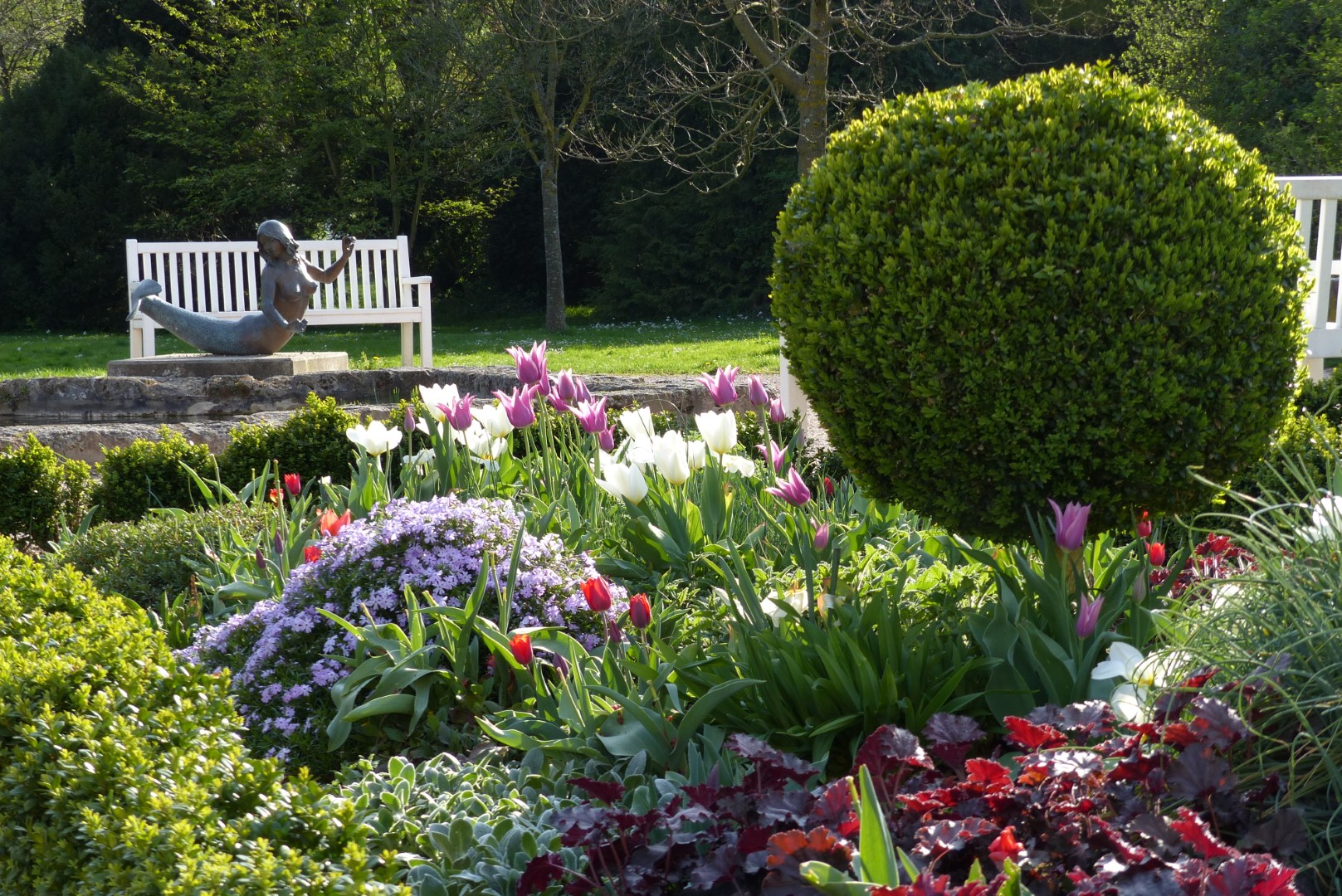 Hauptparterre im Frühling